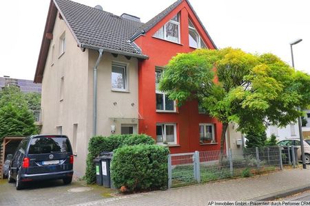 FAMILIENFREUNDLICHE DOPPELHAUSHÄLFTE! 5 Zimmer, 2 Bäder, Garten mit Terrasse und viel mehr... - Foto 2