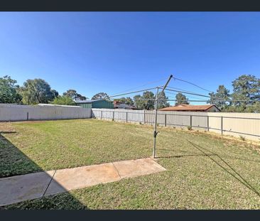 18 McEvoy Dr, Salisbury East, SA 5109 - Photo 1
