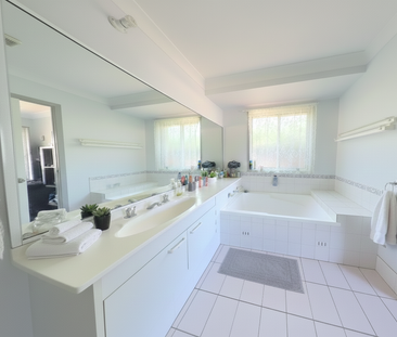 Peaceful Pocket, Prime Location - Photo 5