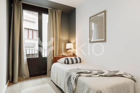 2 bedroom luxury Apartment for rent in Barcelona, Catalonia - Photo 5