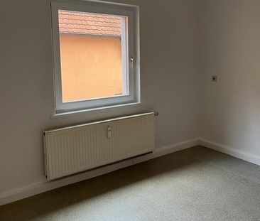 Pirna! EBK mÃ¶glich! Individuelle und groÃzÃ¼gige 2-Zimmerwohnung ... - Photo 1