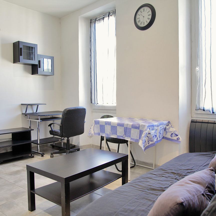 Location Appartement 2 pièces 30m² MARSEILLE 13ème - Photo 1