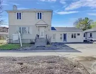 Unit 4 - 1806 Scott Street - Available from December 1st 2025 - All Utilities Included! | 1806 SCOTT STREET, Ottawa - Photo 1