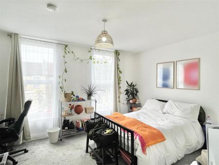5 bedroom terraced house to rent - Photo 2