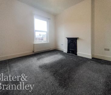 3 bedroom detached house to rent - Photo 4