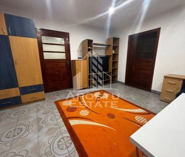 Apartament la casa cu 2 camere, curte proprie, Ghiroda - Fotografie 6
