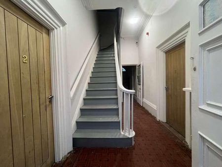 Gravelly Hill, Birmingham, B23 - Photo 2