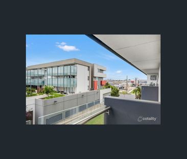 Stylish Apartment in a Prime Maidstone Location - Photo 5