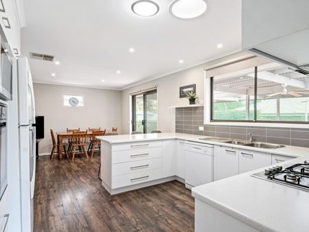 61 Marshall Street, Wodonga VIC 3690 - House For Rent | Domain - Photo 5