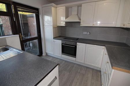 46 Queens Avenue, Newtownabbey, BT36 5HU - Photo 5