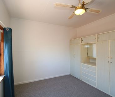 190 Ryan Street - Photo 2