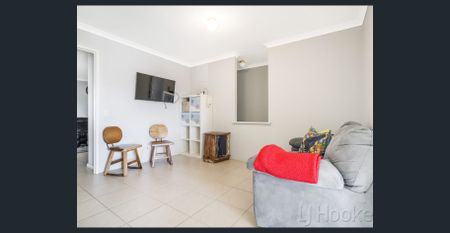 Spacious Elevated Family Home in Sought-After Mindarie - Photo 5