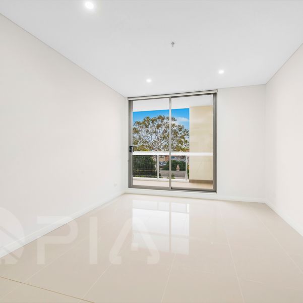 Nearly New 2 bedrooms luxury apartment - Photo 1