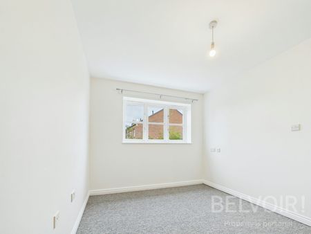 Semi-detached house to rent on - Photo 5