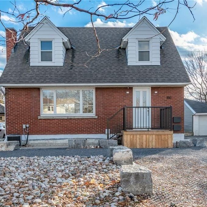 For Lease - 810 Smyth Road Unit# B, Elmvale Acres and Area, Ontario - Photo 1