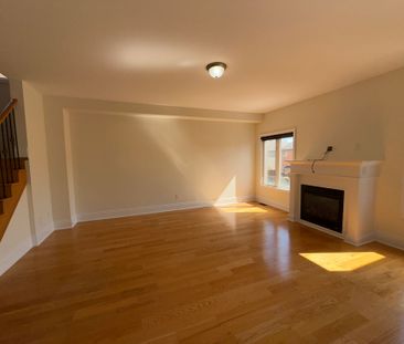 For Lease - 89 Slack Street Unit# Main and 2nd Floor only, Bradford... - Photo 2