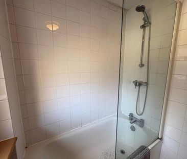 Northcote Road, Ash Vale, Aldershot, Surrey, GU12 - Photo 2