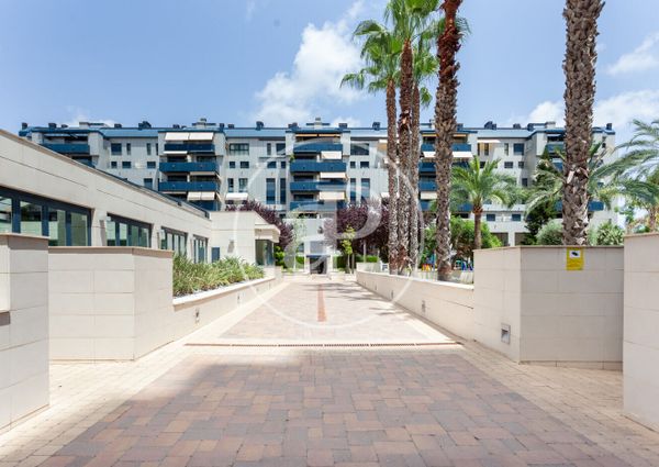 Flat for rent with swimming pool in Ciutat Jardí (Valencia)