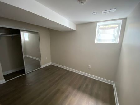 For Lease - 151 Autumn Ridge Trail Unit# Bsmt, Kitchener, Ontario - Photo 2