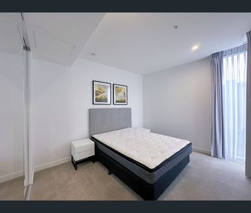 907/35 Tribune Street, South Brisbane, Qld 4101 - Photo 3
