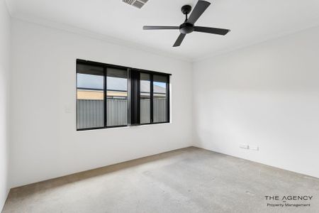 Stylish Family Home with Modern Comfort & Great Outdoor Living - Photo 5