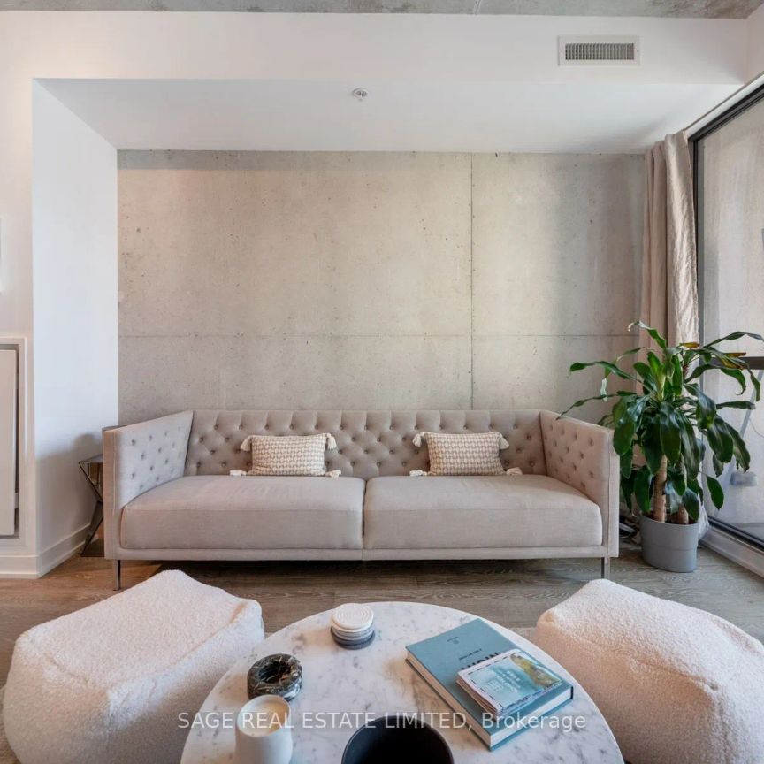 39 Brant Street #406 - Photo 1