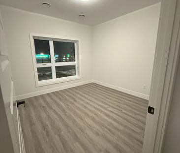 For Lease - 1000 Lackner Place Unit# 201, Kitchener, Ontario - Photo 2