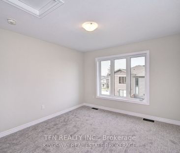 Townhouse For Lease | X8142788 - Photo 4