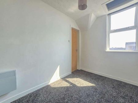 Chatsworth Avenue, Bispham, FY2 - Photo 4