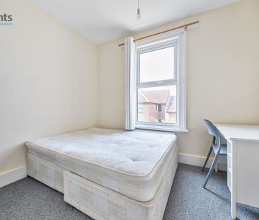 5 bedroom terraced house to rent - Photo 2