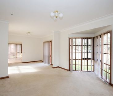 Nice & neat 2 bedrooms unit for lease - Photo 1