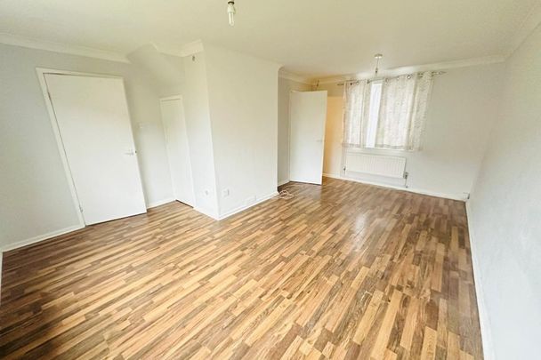 St. Georges Road - Photo 1