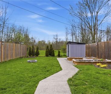 For Lease - 282 Roach Avenue, Welland, Ontario - Photo 2
