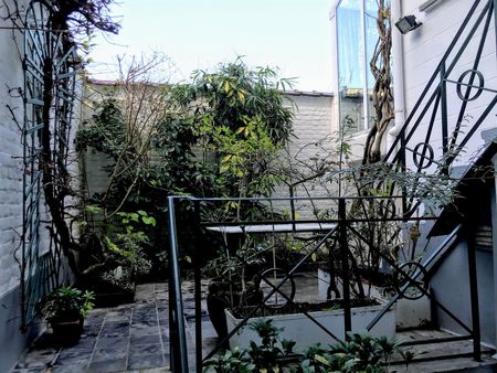 Exceptional apartment - for rent - Photo 2