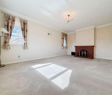 Inchbrook Road, Kenilworth, CV8 - Photo 1