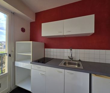 Location Appartement 1 pièce 24m² TROYES 10000 - Photo 3