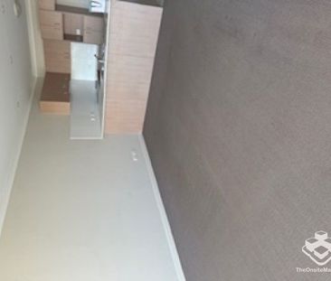 Superb Bayside Living with Panoraic Views. - Photo 2