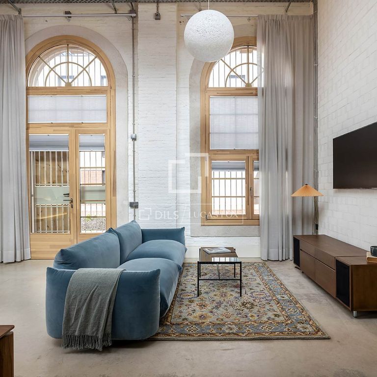 2 bedroom luxury Loft for rent in Barcelona, Catalonia - Photo 1