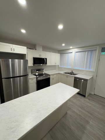 Newly Renovated in Lower Mission - Photo 4