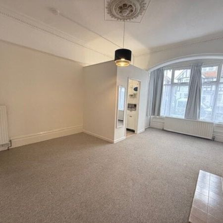 BRYANSTONE ROAD - WINTON - Photo 1