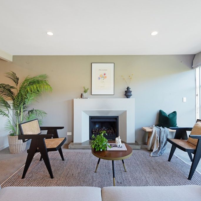 Classic Design – Contemporary Comfort - Photo 1