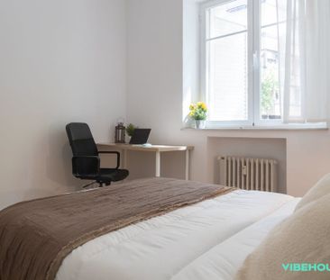 Calle del Arcipreste de Hita, Madrid, Community of Madrid 28015 - Photo 2