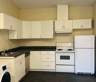 For Lease - 268 Talbot Street Unit# 2, St. Thomas, Ontario - Photo 3