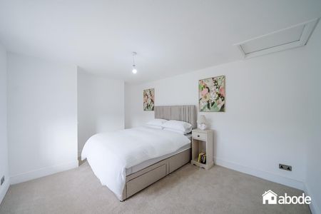 2 bedroom Apartment to let - Photo 3