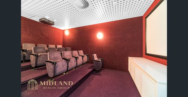 Luxury Living with Ultra Convenience - Photo 1