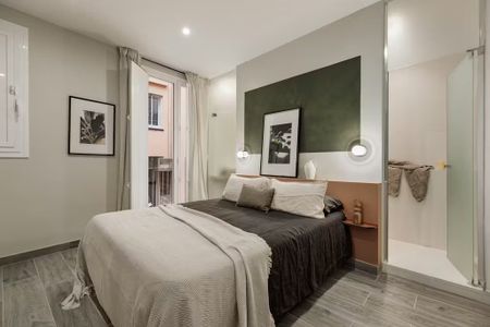 Carrer de Vic, Barcelona, Catalonia 08006 - Photo 4