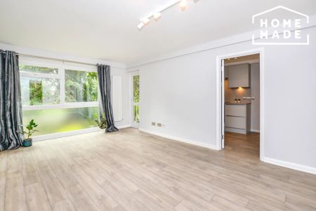 Sinclair Court, Beckenham, BR3 - Photo 2