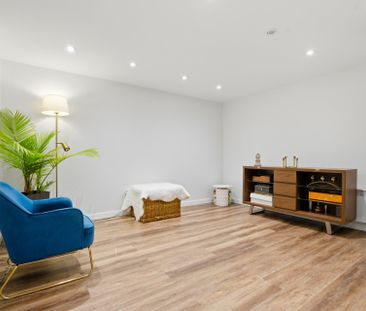 Maison à étages - 245 Boul. de Palerme - Photo 4