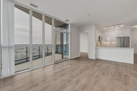 For Lease - 65 Watergarden Drive Unit# 1504, Mississauga, Ontario - Photo 2