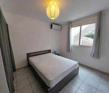 Location Appartement 2 pièces 42m² ST DENIS 97490 - Photo 4